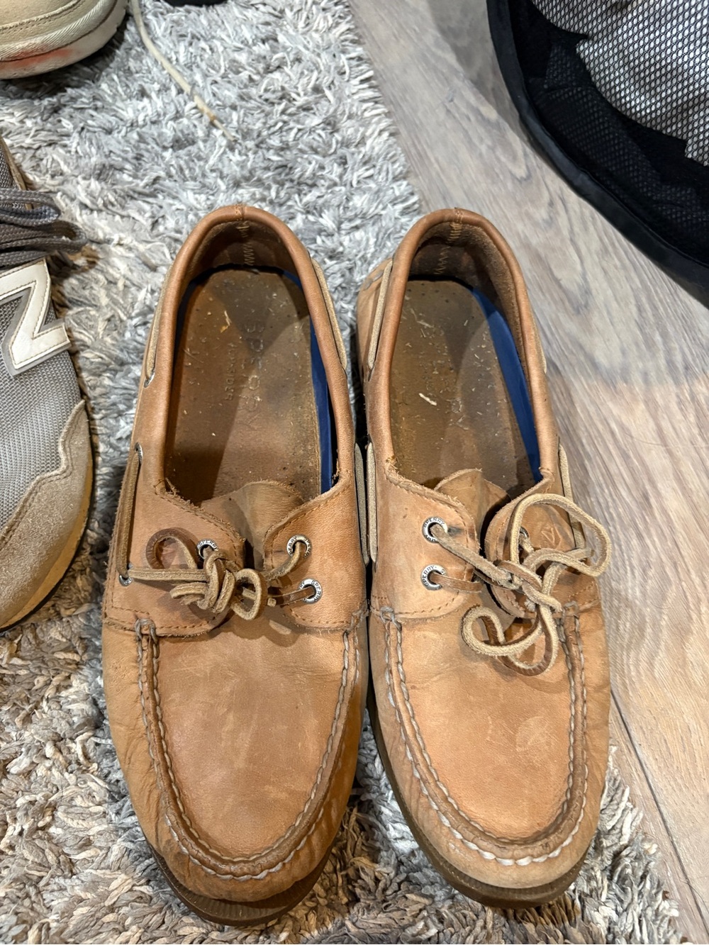 Sperys men’s boat shoes 10.5